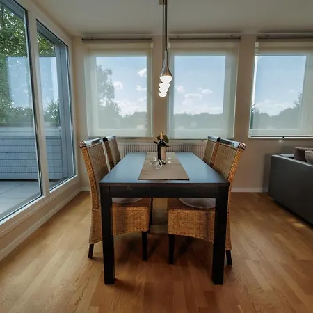 Jellentrup - Adults Only 3*