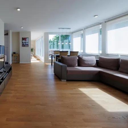 Jellentrup - Adults Only 3*