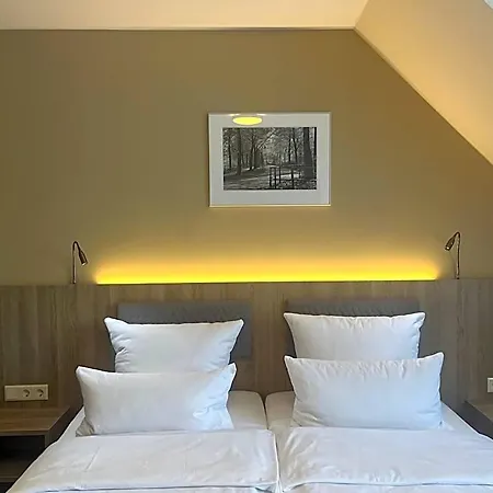 Jellentrup - Adults Only 3*