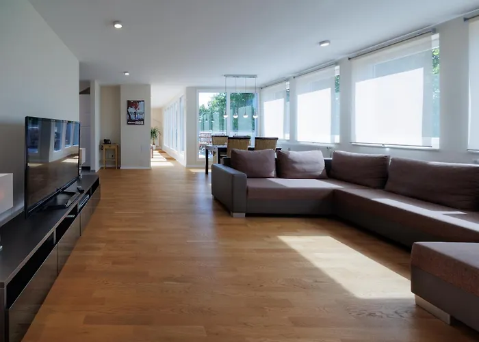 Jellentrup - Adults Only 3*